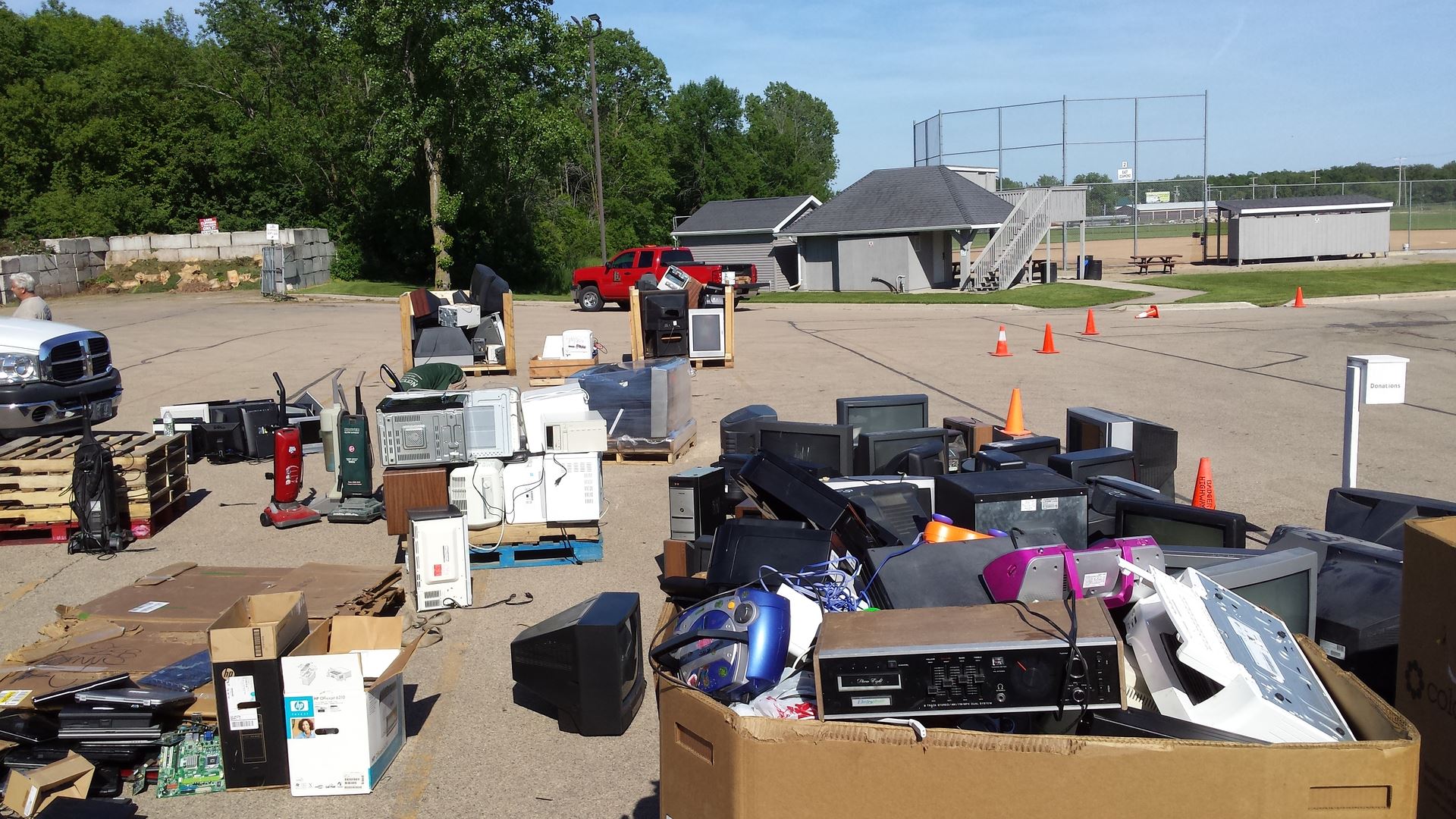 Drop off for old electronics to be disposed
